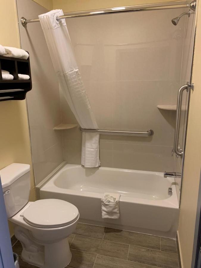 Homestay Inn & Suites Edinburg Exteriér fotografie