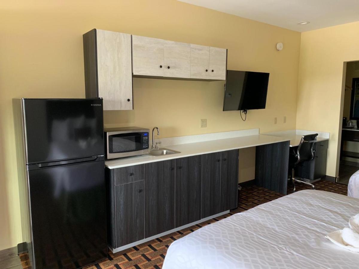 Homestay Inn & Suites Edinburg Exteriér fotografie
